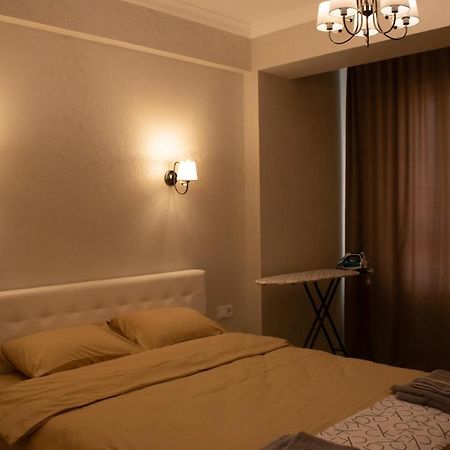 Oasis Premium Class 1Bd Apartment With Living Room 基希讷乌 外观 照片