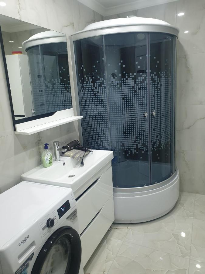 Oasis Premium Class 1Bd Apartment With Living Room 基希讷乌 外观 照片